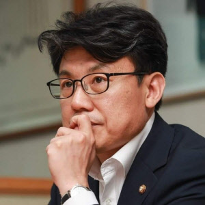 진성준(사진) 더불어민주당 의원. <진성준 의원 페이스북 캡처>